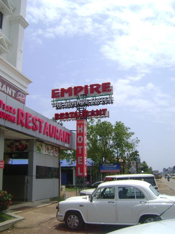 Empire The Grande Suites Kochi Екстериор снимка